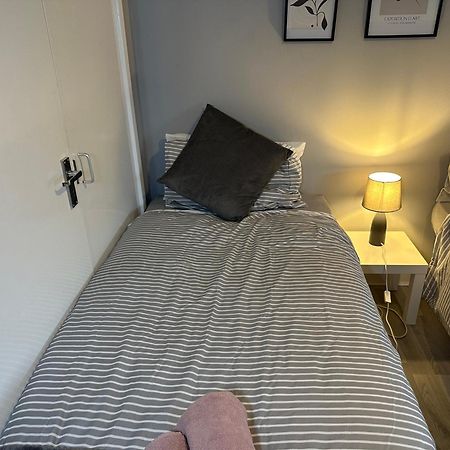 Wembley Serviced Apartment, 20Mins From Central Londra Dış mekan fotoğraf
